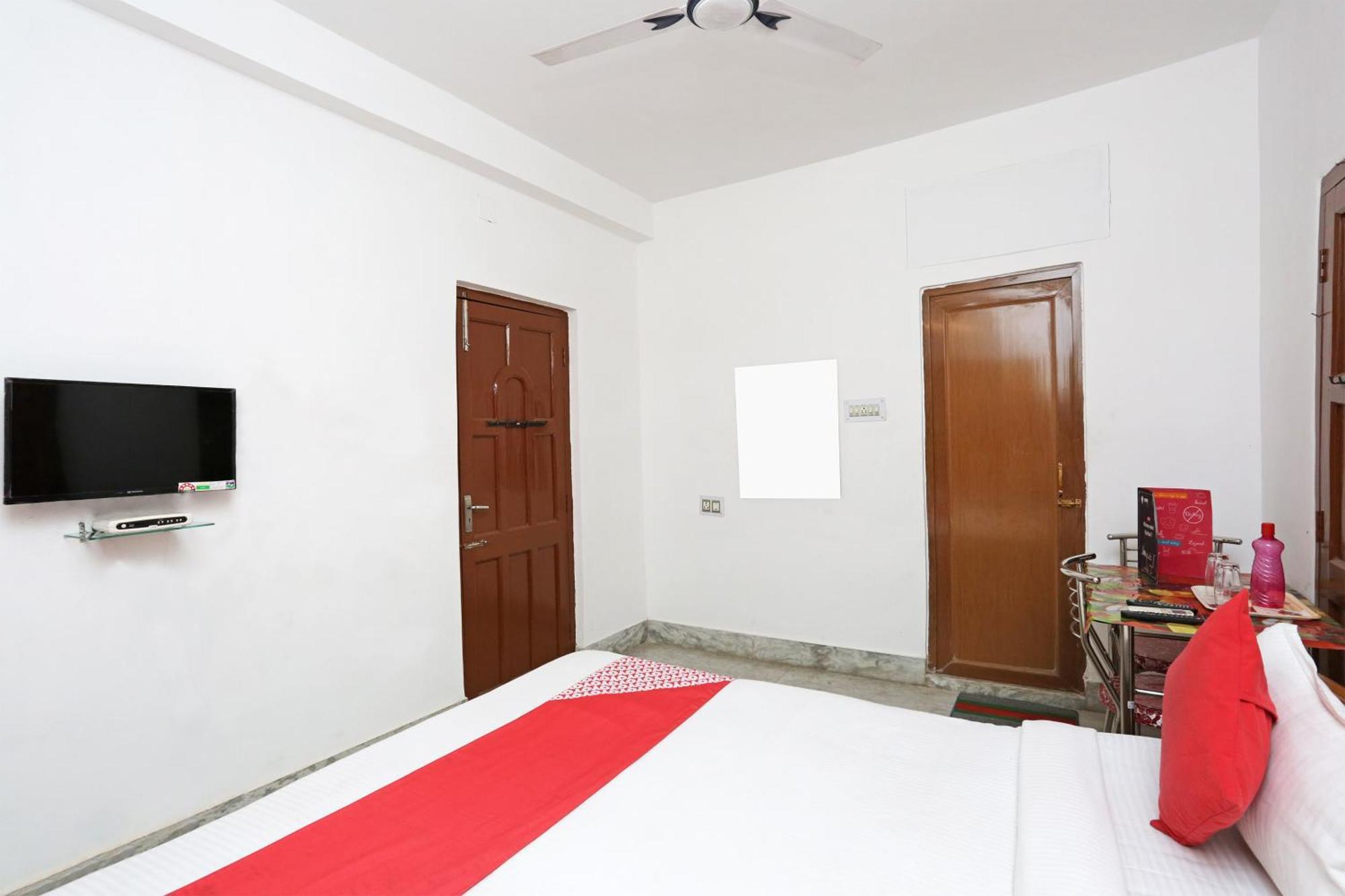 Hotel O New Silver Inn Калькутта Экстерьер фото